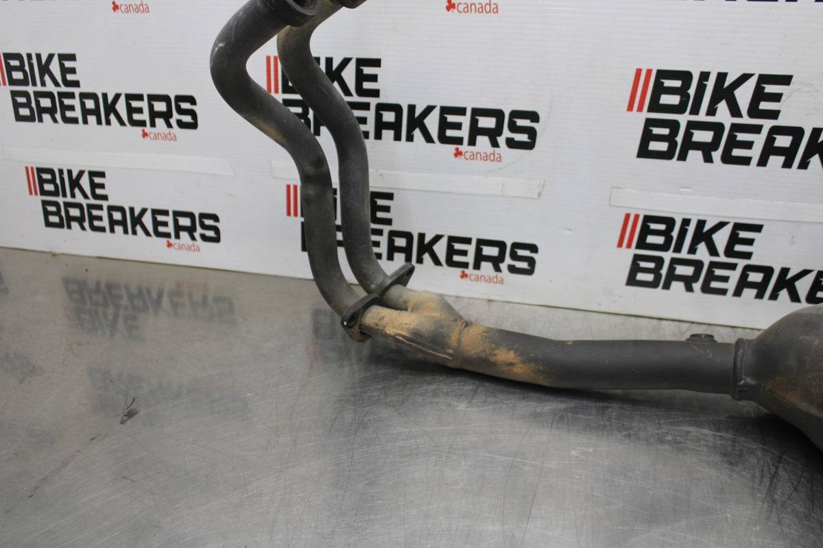 23 YAMAHA YZF R3 EXHAUST HEADER PIPES MANIFOLD BB806