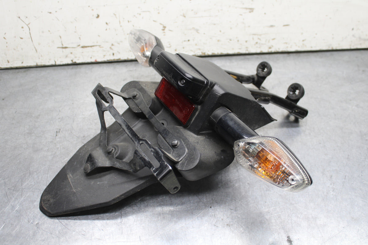 15-16 HONDA CB300F REAR BACK FENDER MUD GUARD BB740