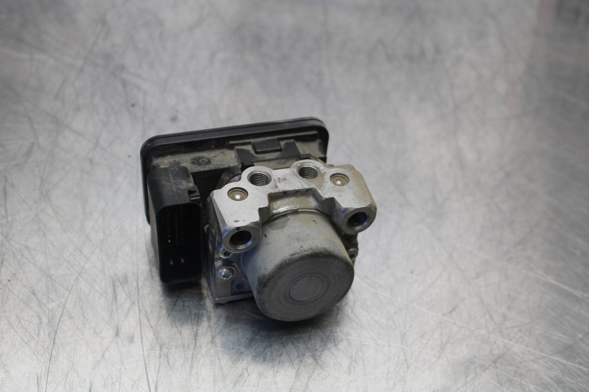 15-16 HONDA CB300F ABS PUMP UNIT MODULE BB150