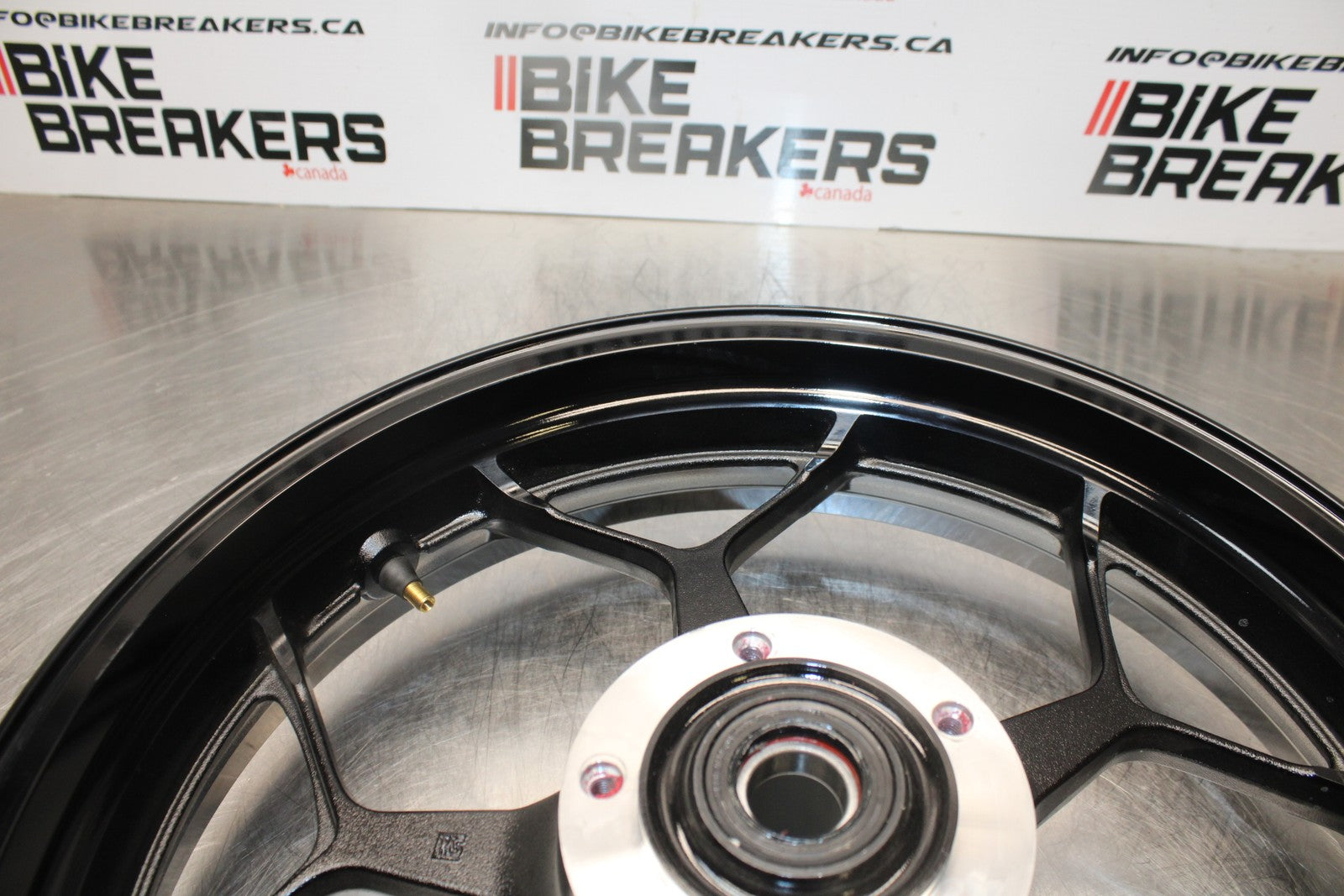 23-24 KAWASAKI NINJA ZX14R FRONT WHEEL FRONT RIM BB169