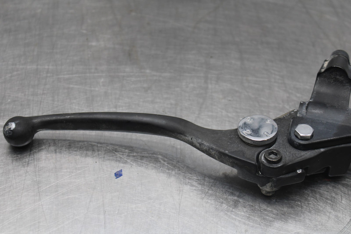 08 SUZUKI SV650 FRONT BRAKE MASTER CYLINDER w/ LEVER BB846