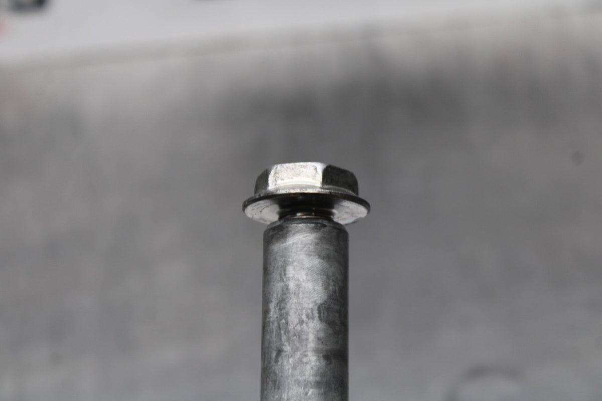 13-24 HONDA CBR600RR FRONT WHEEL RIM AXLE PIVOT BOLT BB772