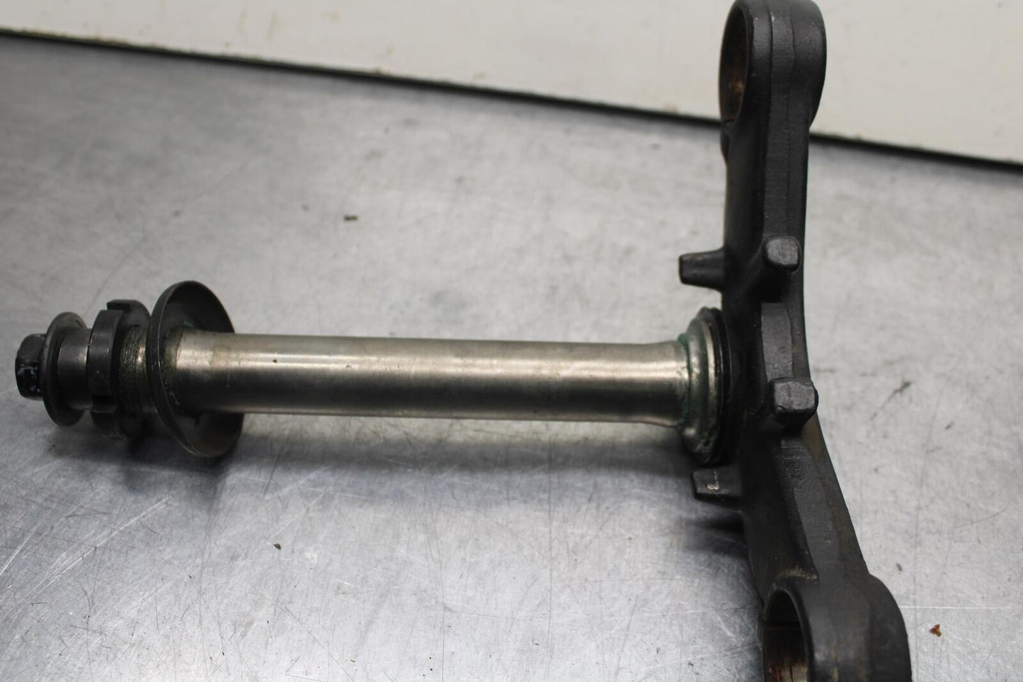 2009 Kawasaki Ninja 250R EX250J FRONT FORKS CLAMP LOWER TRIPLE TREE STEM BB87