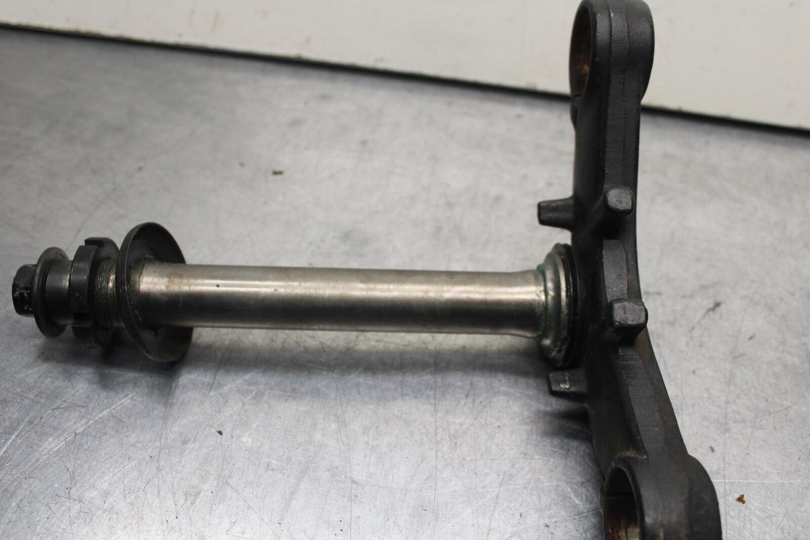 2009 Kawasaki Ninja 250R EX250J FRONT FORKS CLAMP LOWER TRIPLE TREE STEM BB87