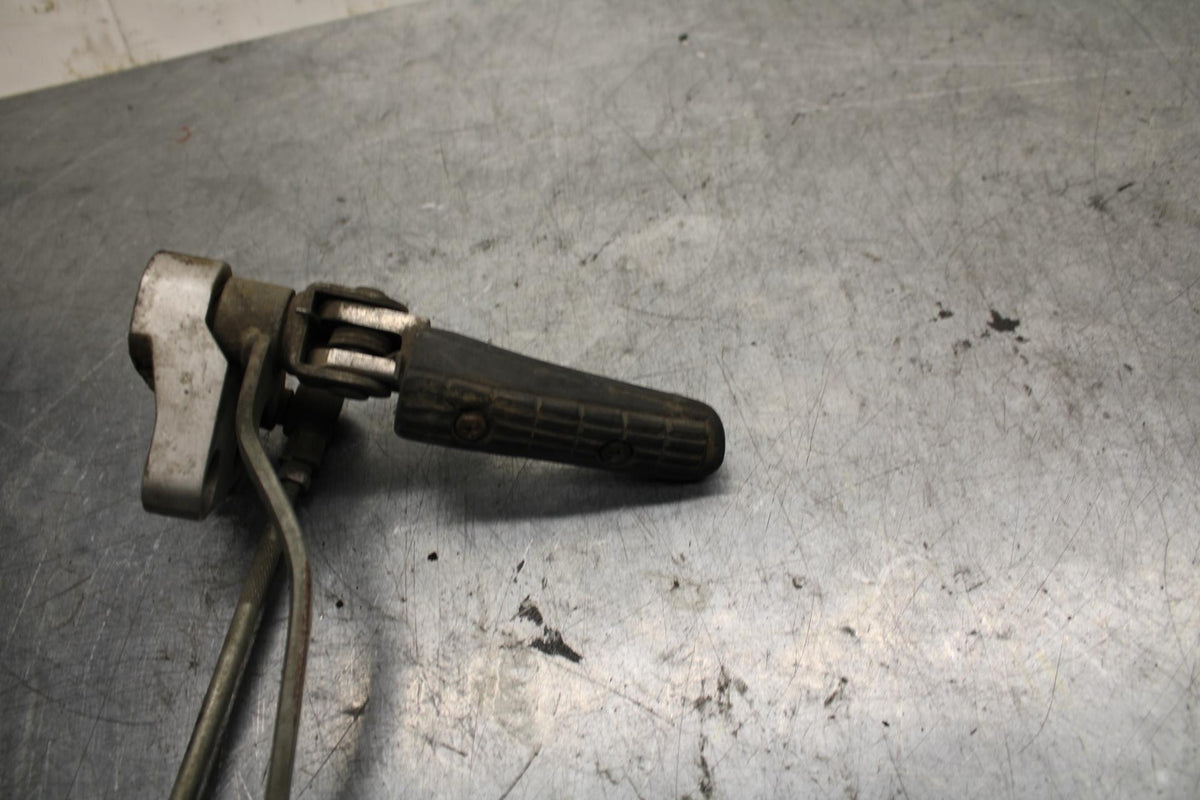 89-90 YAMAHA FZR600 LEFT REARSET REAR SET FOOT PEG W SHIFTER BB76