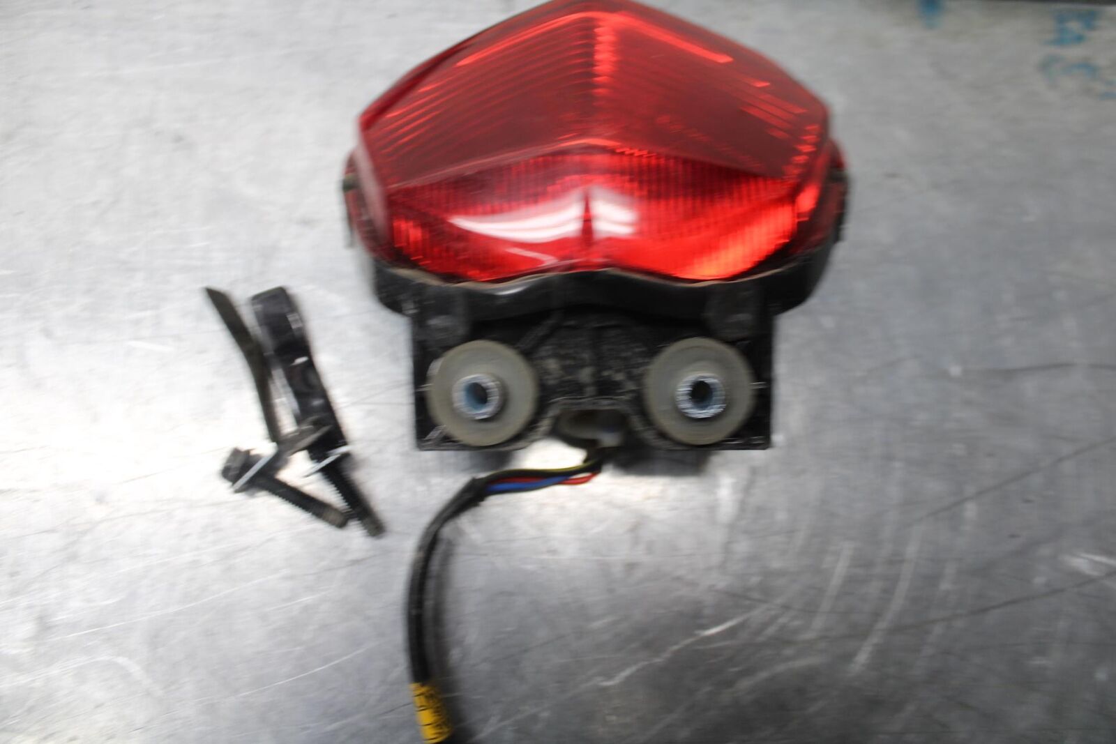 08-12 KAWASAKI NINJA 250R EX250J REAR TAIL TAILLIGHT BACK BRAKE LIGHT BB612