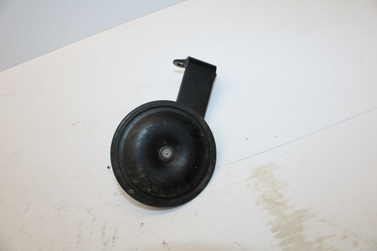 11-19 SUZUKI GSXR600 HORN SIGNAL BB 241