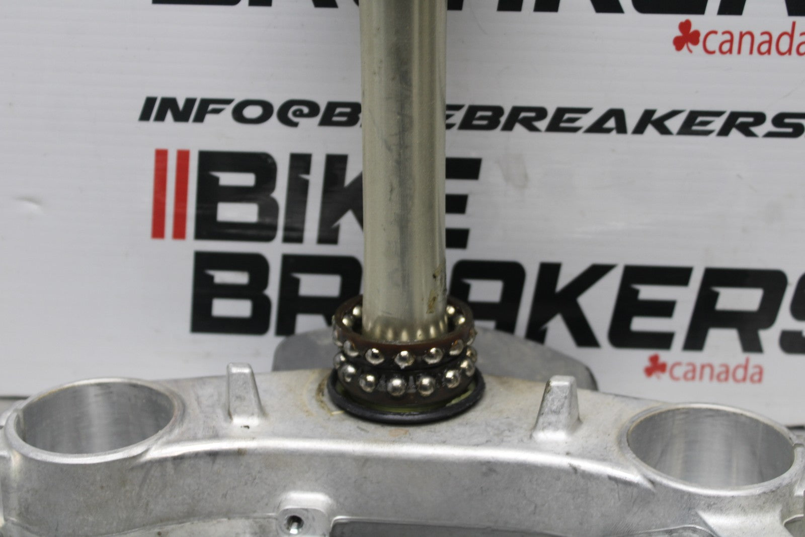 08-10 SUZUKI GSXR 600 FRONT FORKS CLAMP LOWER TRIPLE TREE STEM BB202