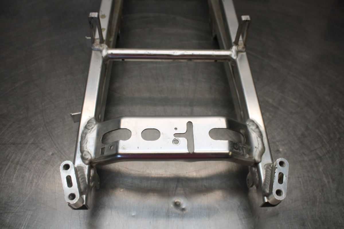 04-06 HONDA CBR600F4I BANANA REAR SUBFRAME BACK SUB FRAME BB644