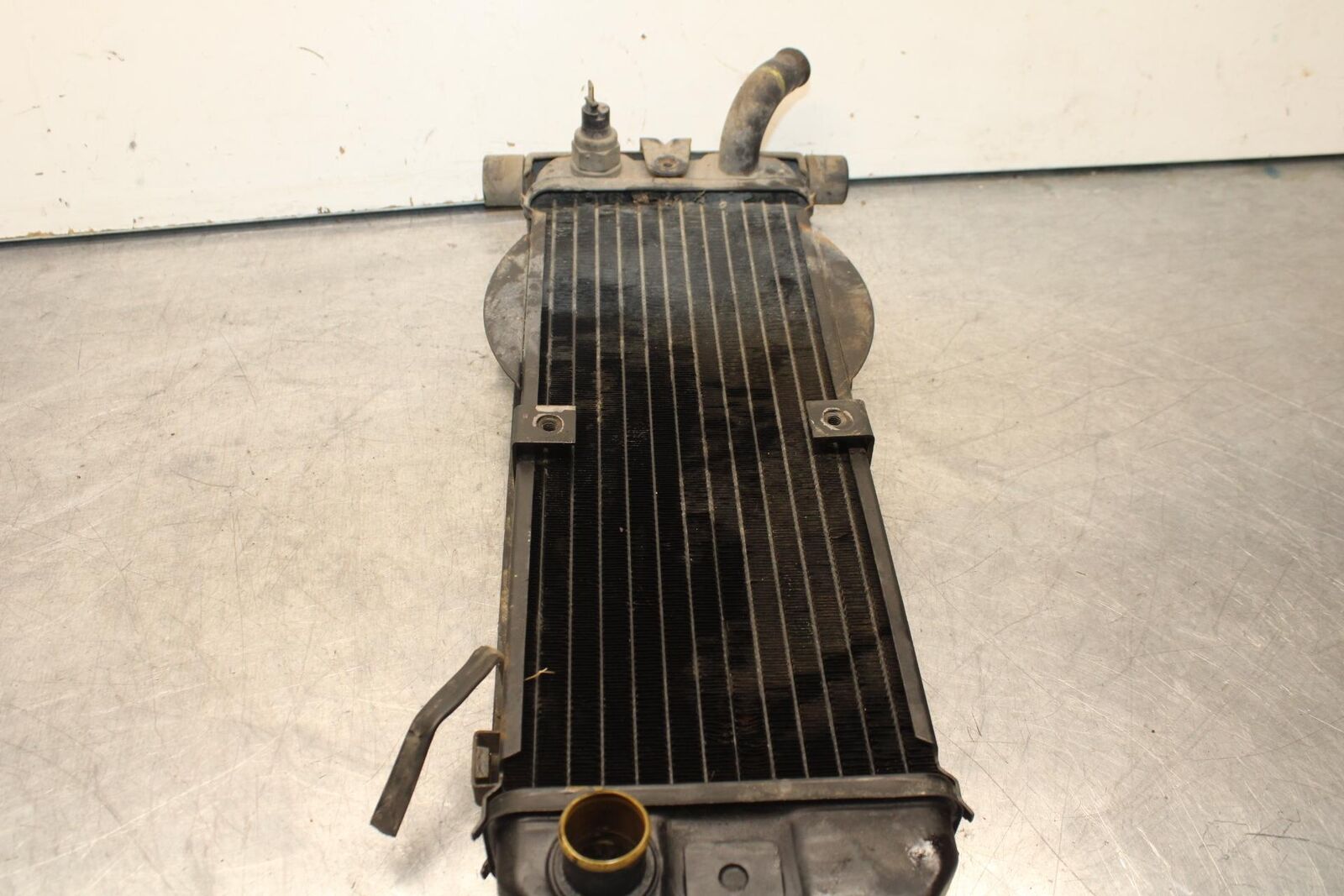 1985 Honda Shadow 500 VT500C ENGINE COOLER COOLING RADIATOR RADIATER BB615