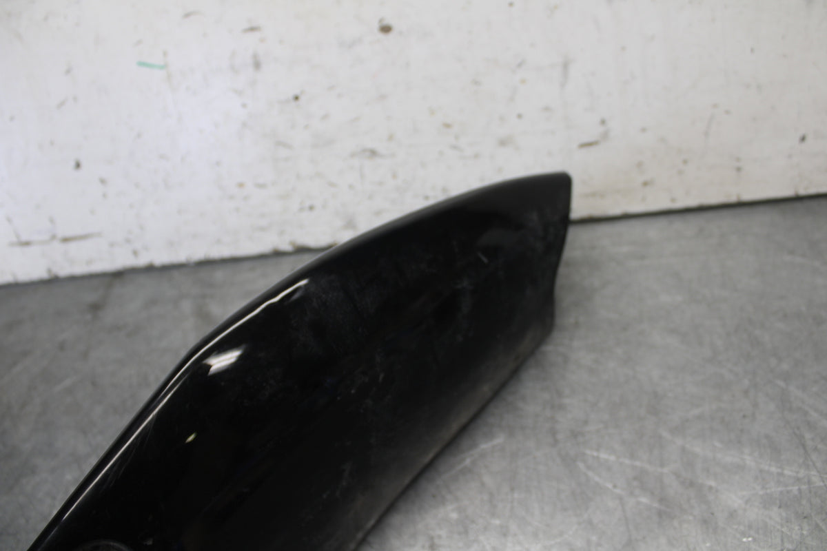 06-07 SUZUKI GSXR 600 LEFT REAR BACK TAIL FAIRING COWL SHROUD BB694