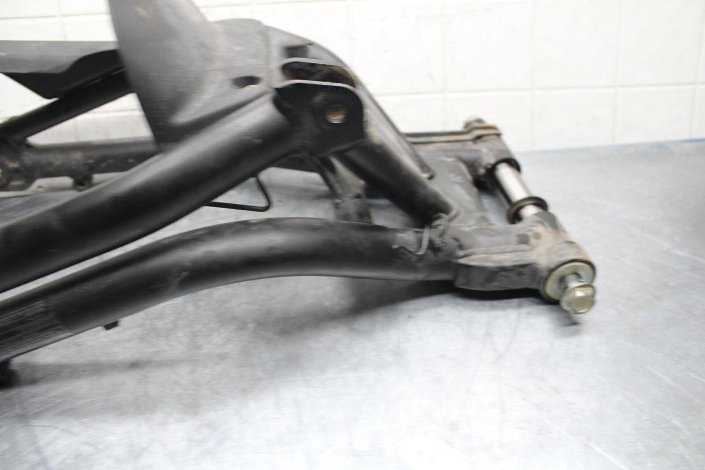 15-17 KAWASAKI EX 650 NINJA  EX 650 ABS SWINGARM BACK SUSPENSION SWING ARM BB494