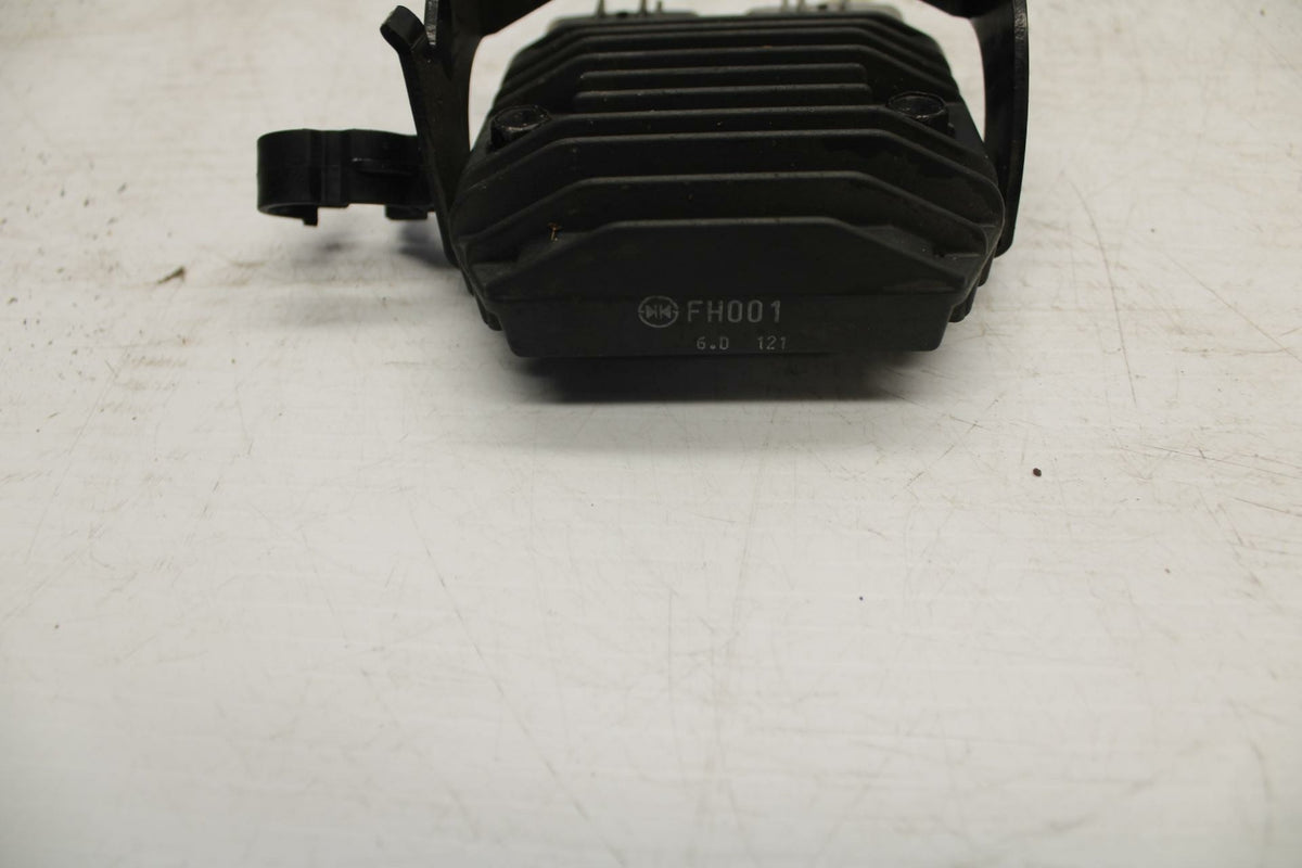 06 YAMAHA ROAD STAR XV1700PC WARRIOR RECTIFIER VOLTAGE REGULATOR BB262