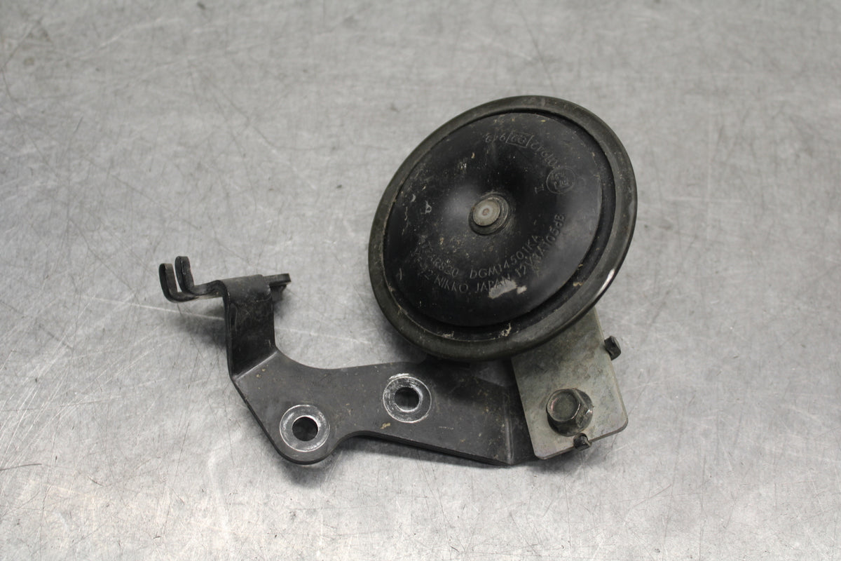 07-08 YAMAHA YZF R1 HORN SIGNAL BB675