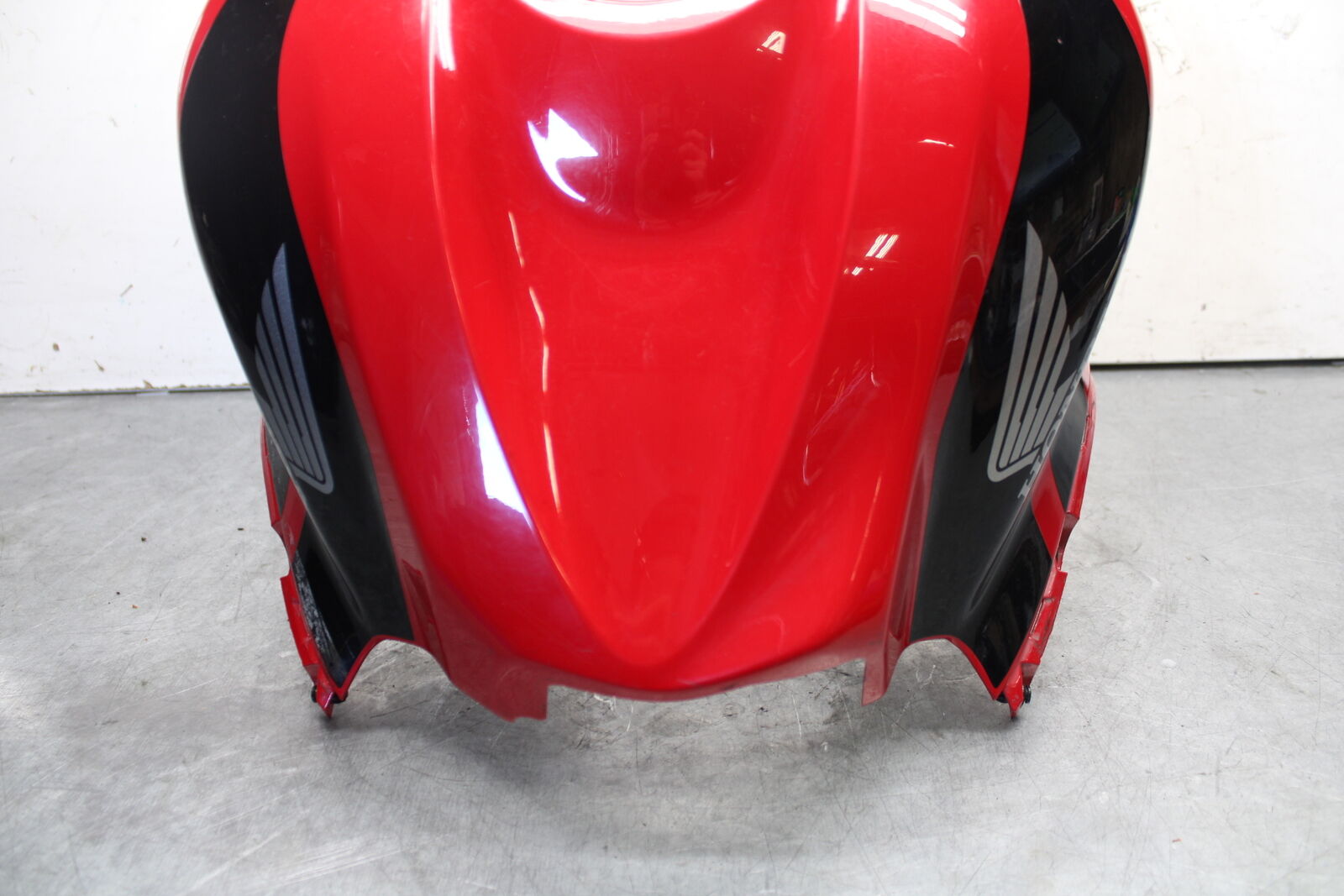 07-12 HONDA CBR600RR GAS TANK FUEL CELL COVER FAIRING COWL BB672
