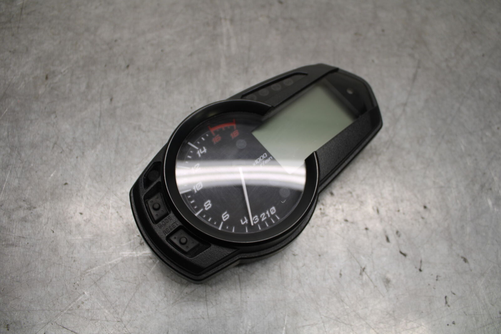 13-18 KAWASAKI NINJA ZX6R SPEEDO TACH GAUGES DISPLAY CLUSTER SPEEDOMETER BB666