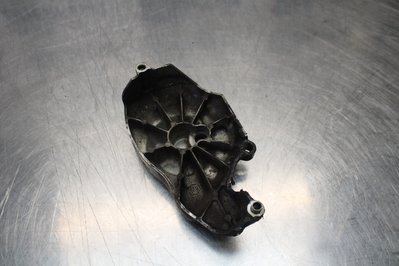 04-05 KAWASAKI NINJA ZX10R ENGINE SPROCKET COVER BB163