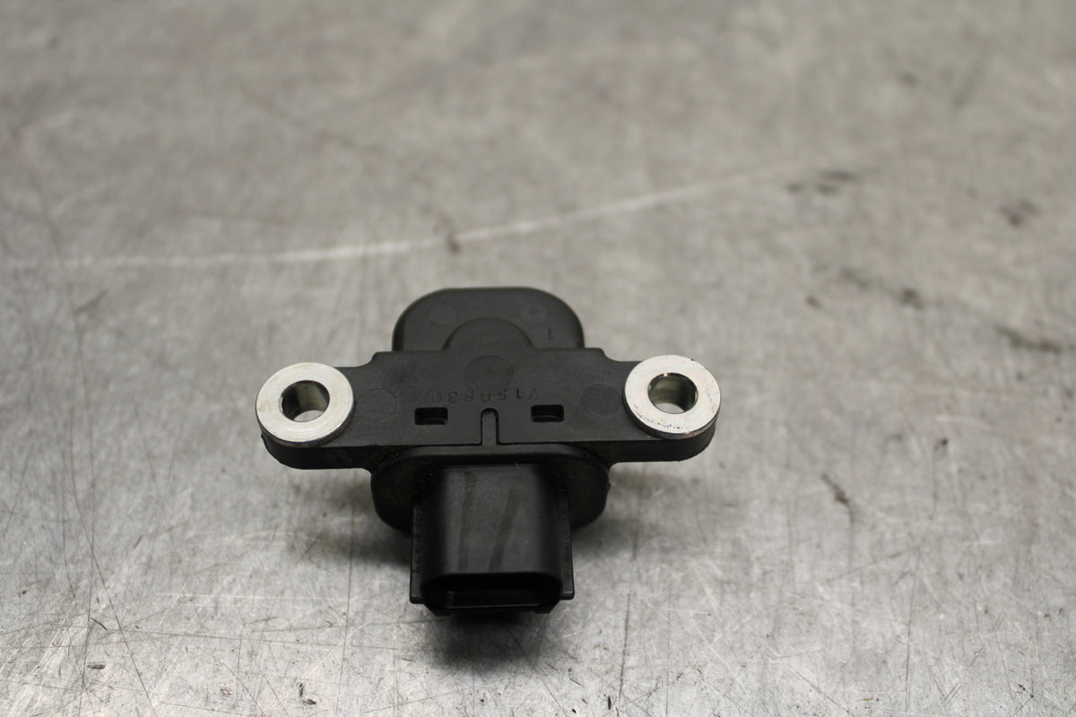 16 KAWASAKI NINJA ZX10R TIP OVER ANGLE CRASH SENSOR SWITCH  21176-0026 BB650
