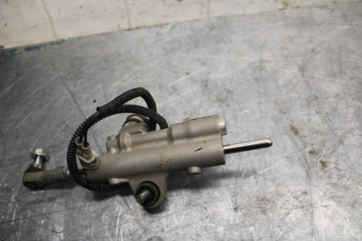 18 YAMAHA YZF R1  STEERING DAMPER STABILIZER BB473