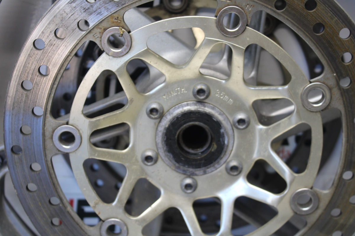 06-07 HONDA INTERCEPTOR 800 VFR800 FRONT WHEEL FRONT TIM & ROTORS BB917