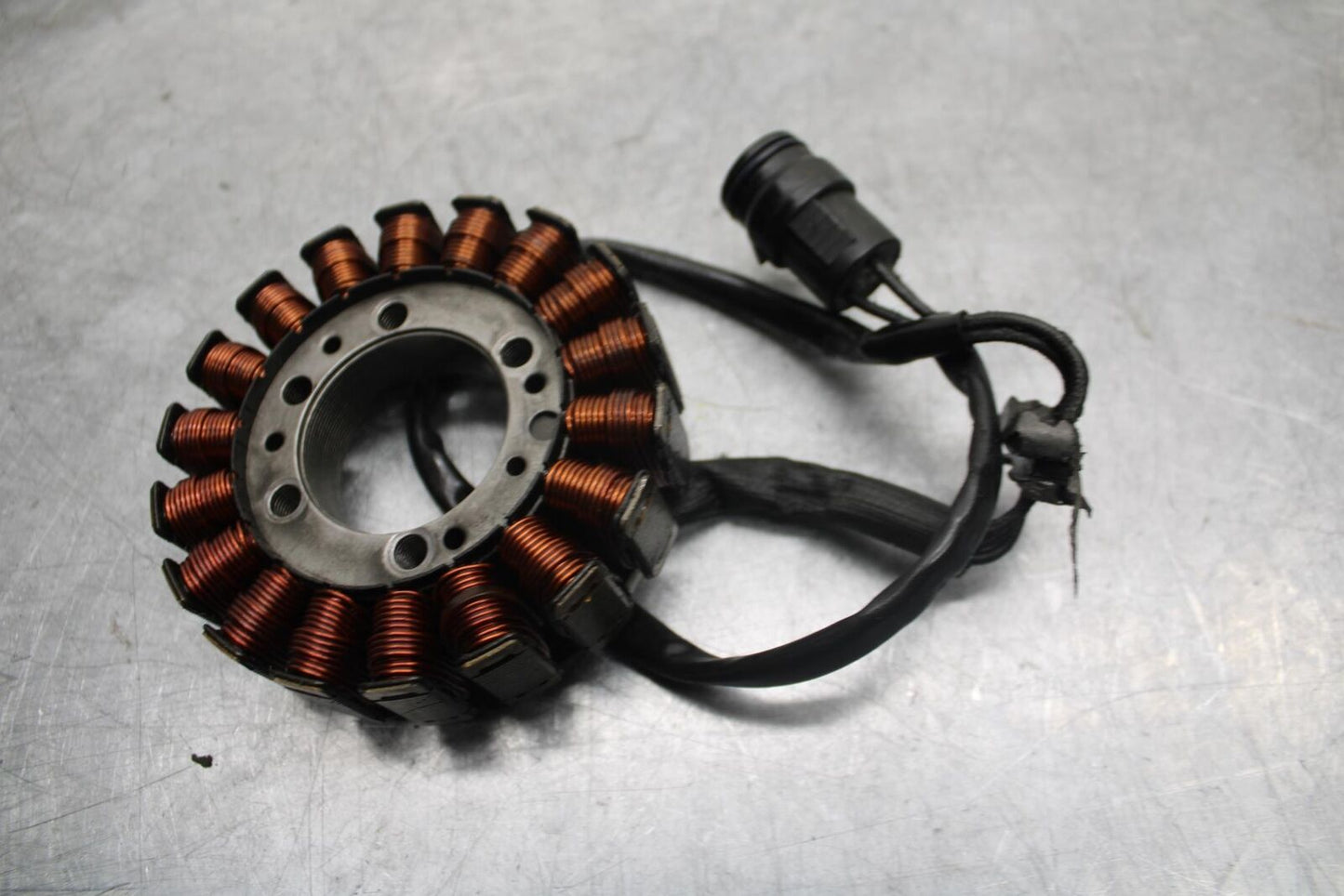 2003 Kawasaki Z1000 STATOR GENERATOR ALTERNATOR MAGNETO 21003-0001 BB35