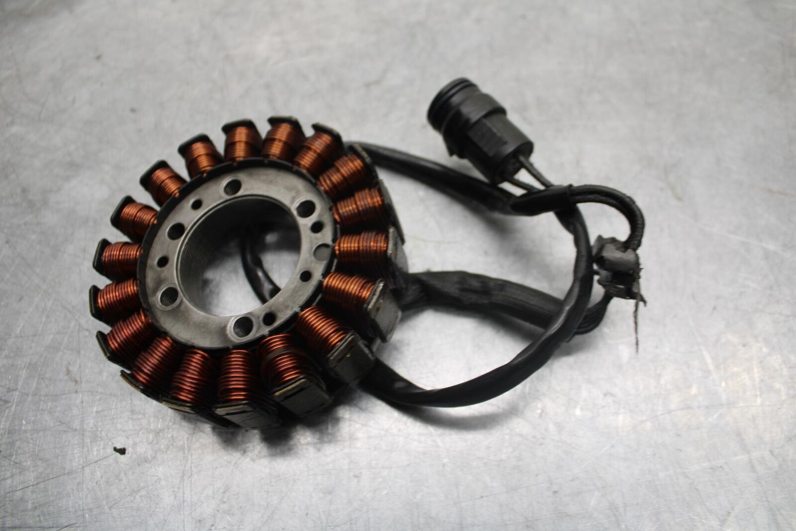 2003 Kawasaki Z1000 STATOR GENERATOR ALTERNATOR MAGNETO 21003-0001 BB35