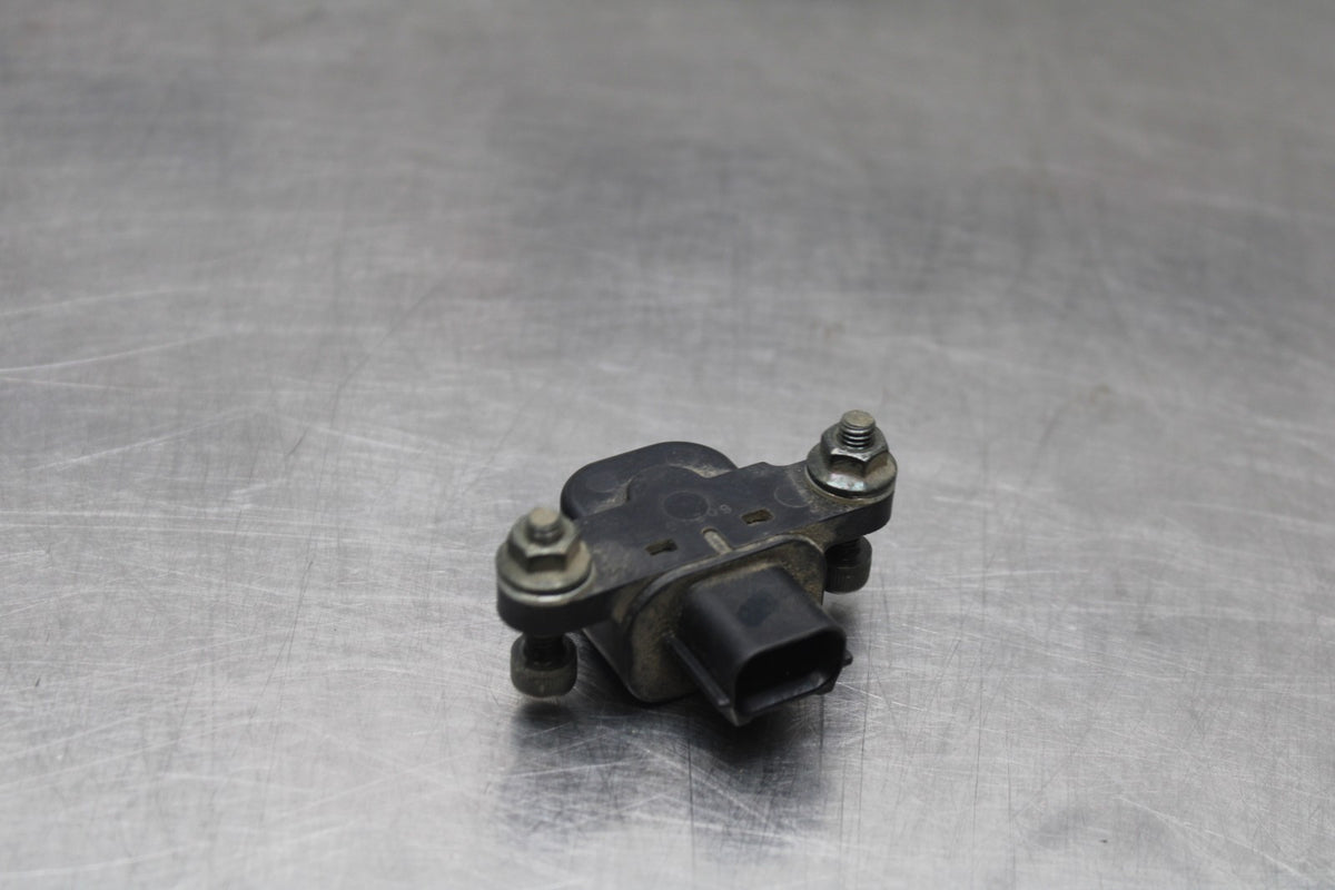 05-06 KAWASAKI NINJA ZX6R TIP OVER BANK ANGLE CRASH SENSOR SWITCH  BB877