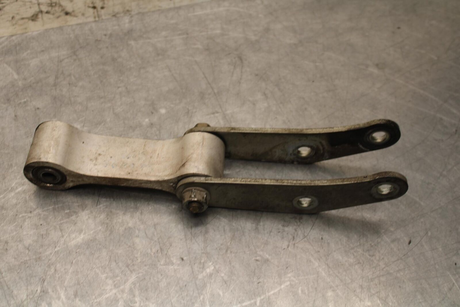 2000 Honda CBR600F4 REAR DOGBONE SHOCK LINKAGE LINK 52475-MAS-E00 BB552