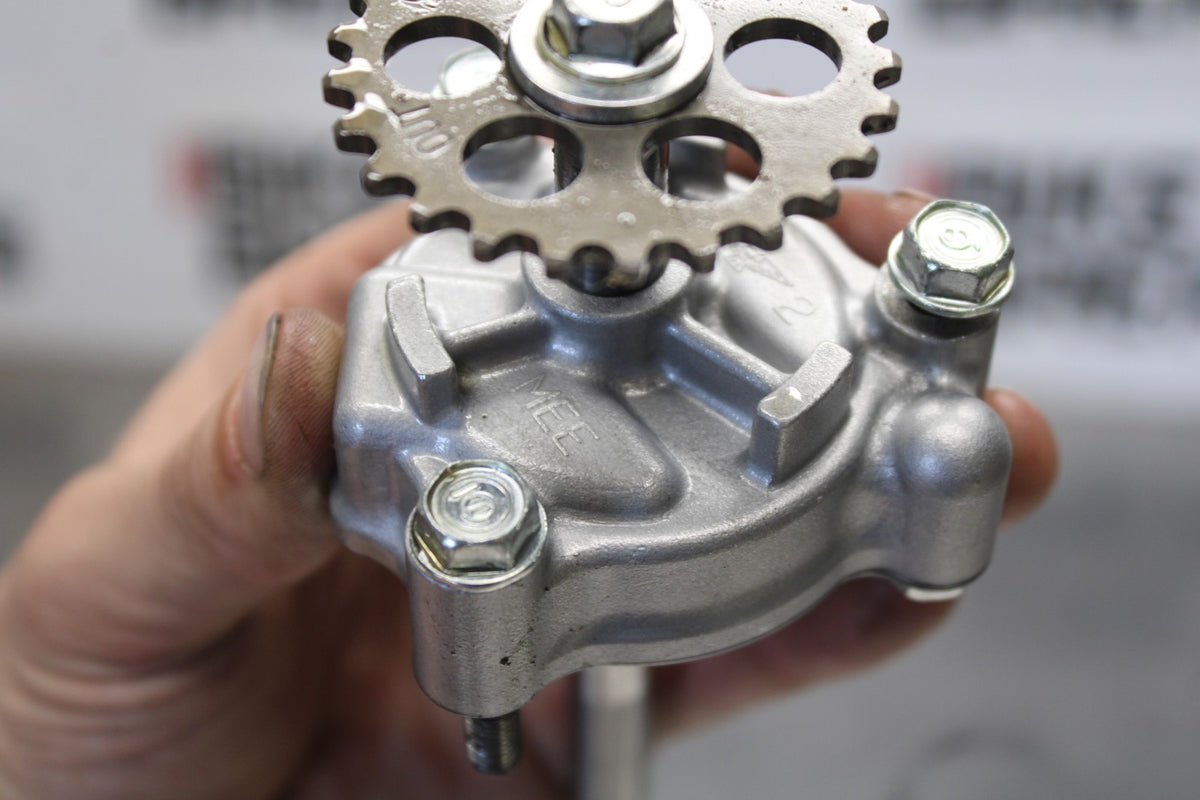 05-06 HONDA CBR600RR ENGINE MOTOR OIL PUMP BB893