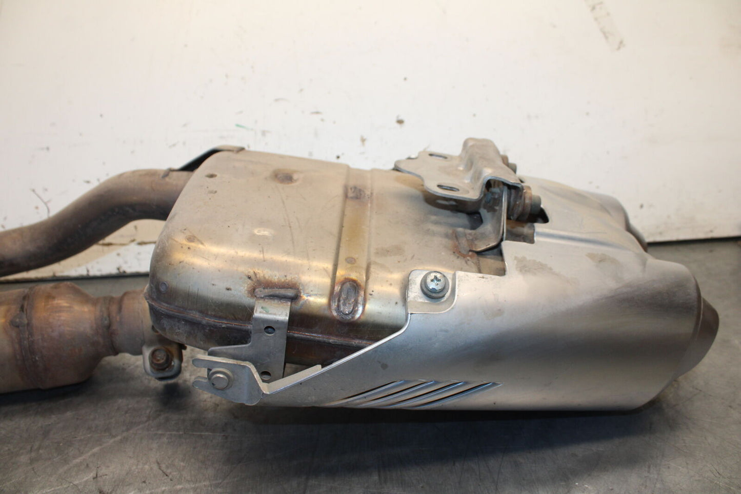 07-09 YAMAHA FZ6 EXHAUST PIPE MUFFLER SLIP ON CAN SILENCER 5VX-14710-01-00 BB713