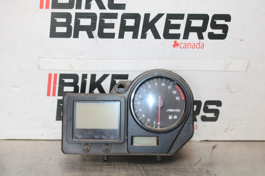 00-01 HONDA CBR929RR SPEEDO GAUGES DISPLAY CLUSTER SPEEDOMETER TACHOMETER BB925