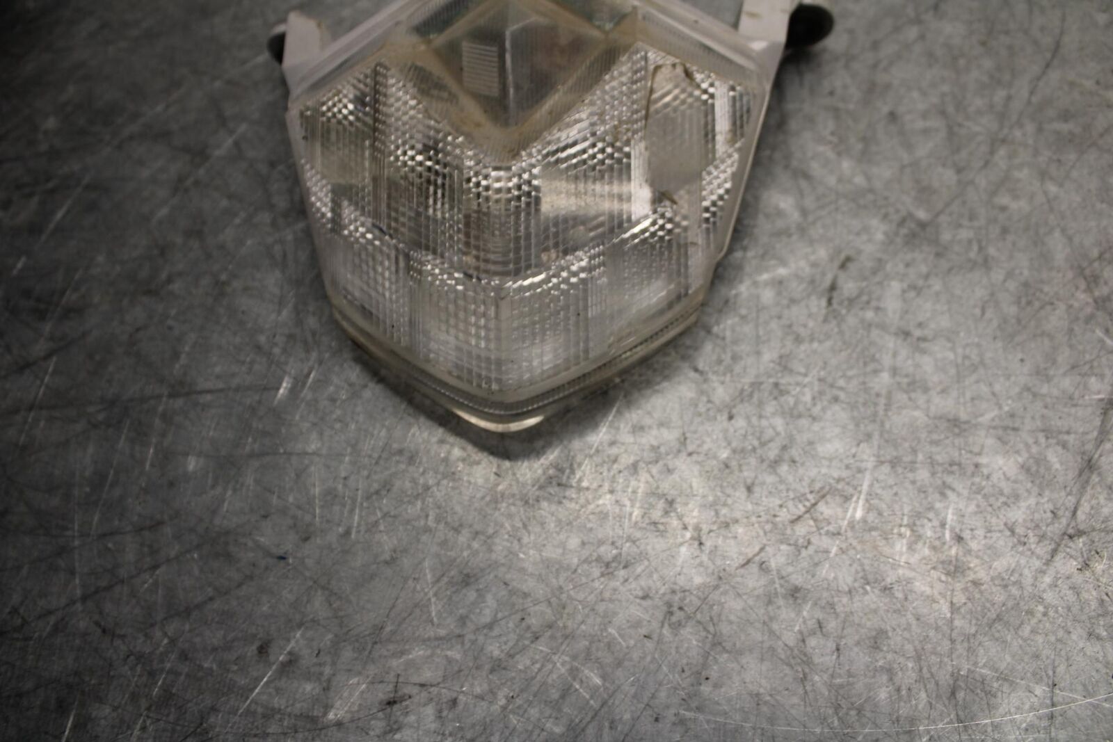 2012 Kawasaki Ninja ZX6R  REAR TAIL TAILLIGHT BACK BRAKE LIGHT 23025-0059  BB529