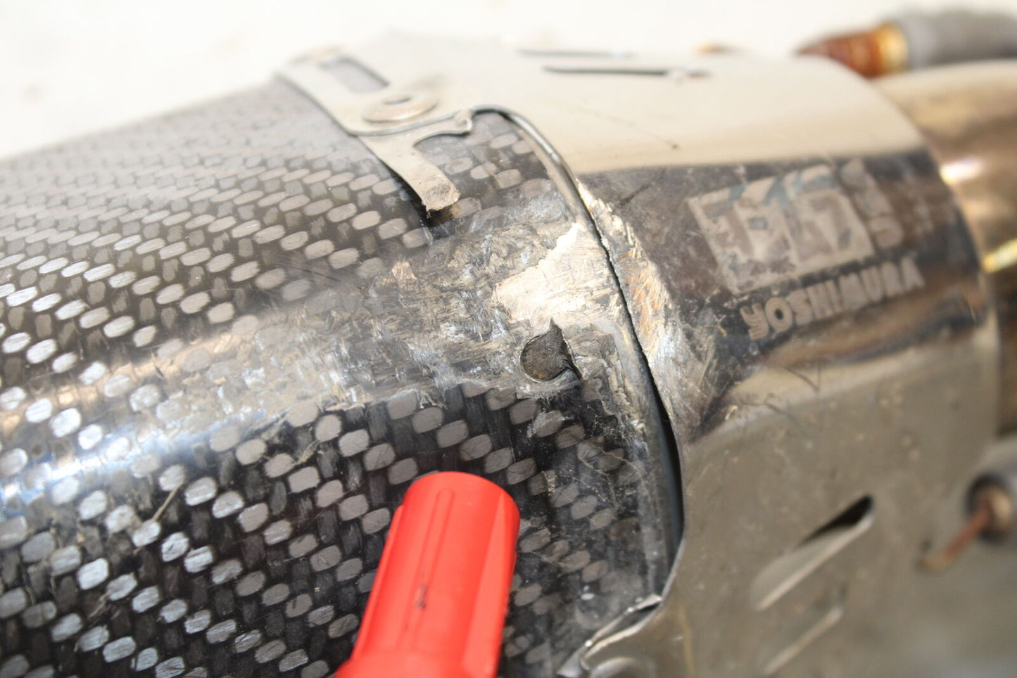 05-06 SUZUKI GSXR1000 YOSHIMURA EXHAUST PIPE MUFFLER SLIP ON CAN SILENCER BB677