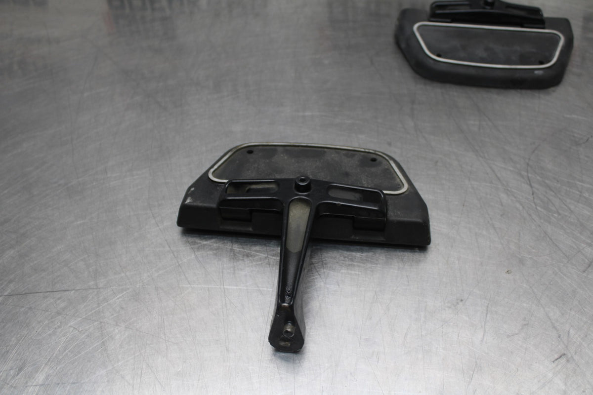 99-00 HARLEY-DAVIDSON ELECTRA GLIDE FLHT REAR PASSENGER FOOT STEP SET BB805