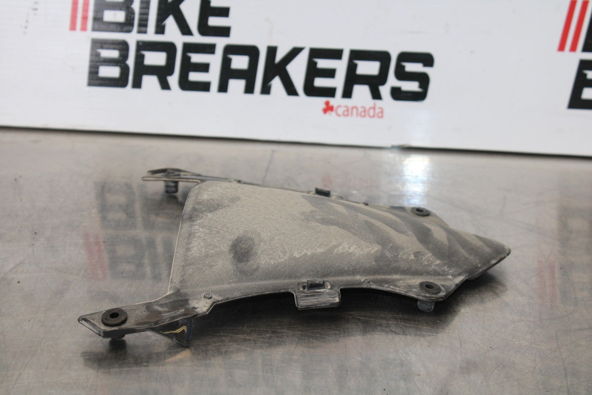 24-25 KAWASAKI NINJA ZX4R FRONT CENTER COWL FAIRING BB174