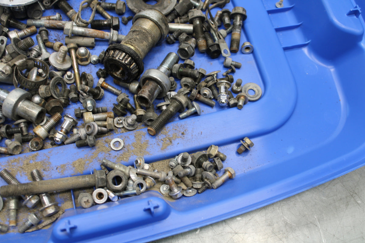 02-04 HONDA VTX1800S MOUNTING BOLTS HARDWARE MOTOR SCREWS BB712