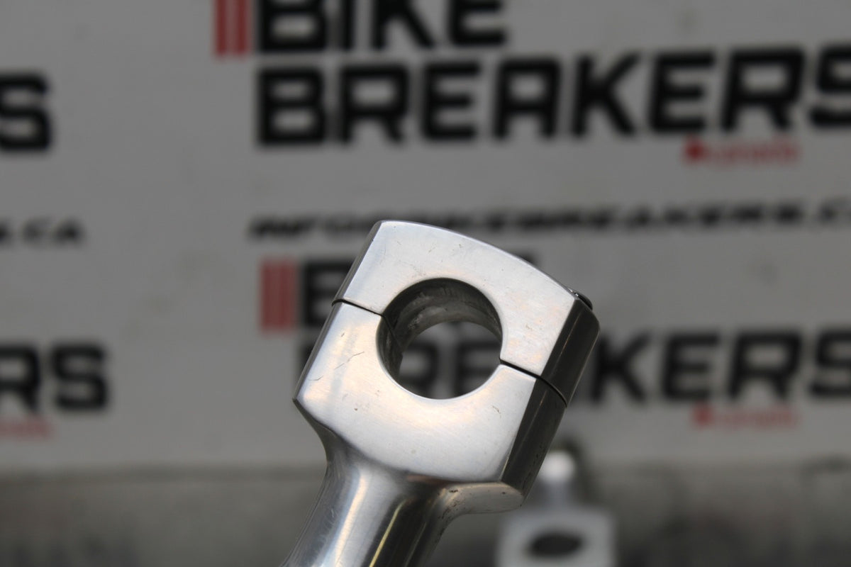 07 HONDA VTX1300R HANDLEBAR RISERS BB825