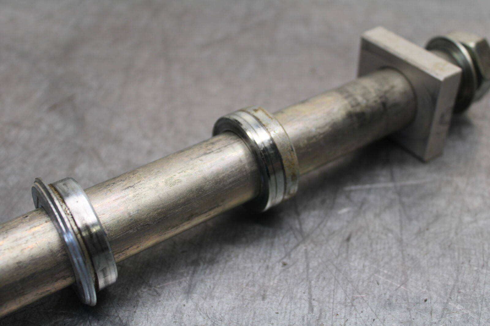 22-24 YAMAHA XSR900 REAR AXLE BACK WHEEL RIM PIVOT BOLT AXEL BB710