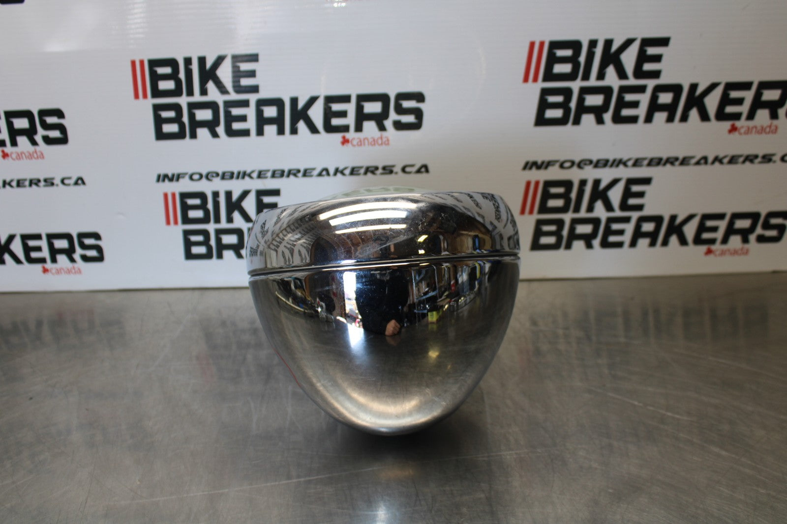 05-06 VICTORY KINGPIN DELUXE SINGLE HEADLIGHT HEAD LAMP LIGHT BB195