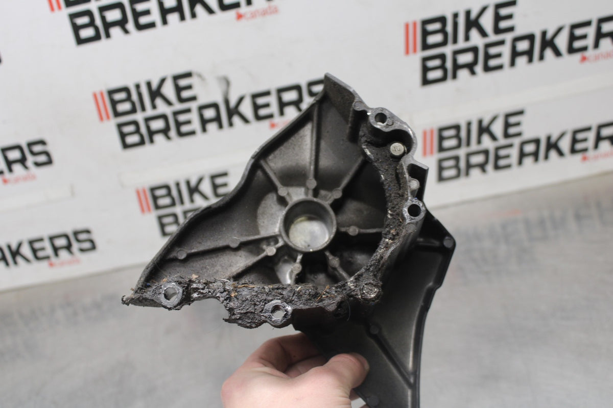 23 KAWASAKI Z900RS ENGINE SPROCKET COVER BB935