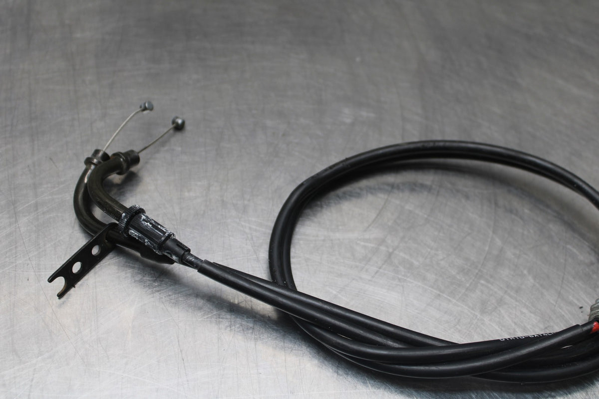 06-07 SUZUKI GSXR 600 THROTTLE CABLES LINES BB845