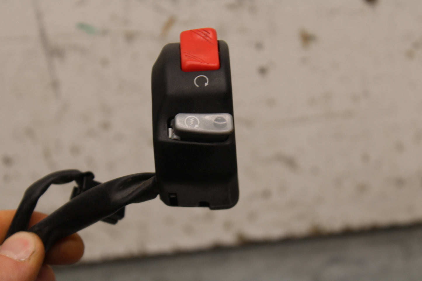 13-17 KAWASAKI NINJA ZX6R ZX636E RIGHT CLIP ON KILL OFF START SWITCH  BB735