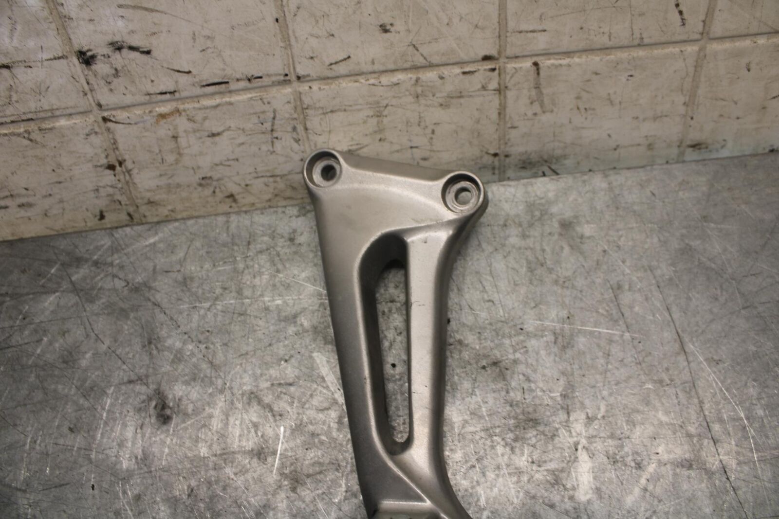 1999 Honda Super Hawk 1000 VTR1000F LEFT REAR BACK PASSENGER PEG BB51