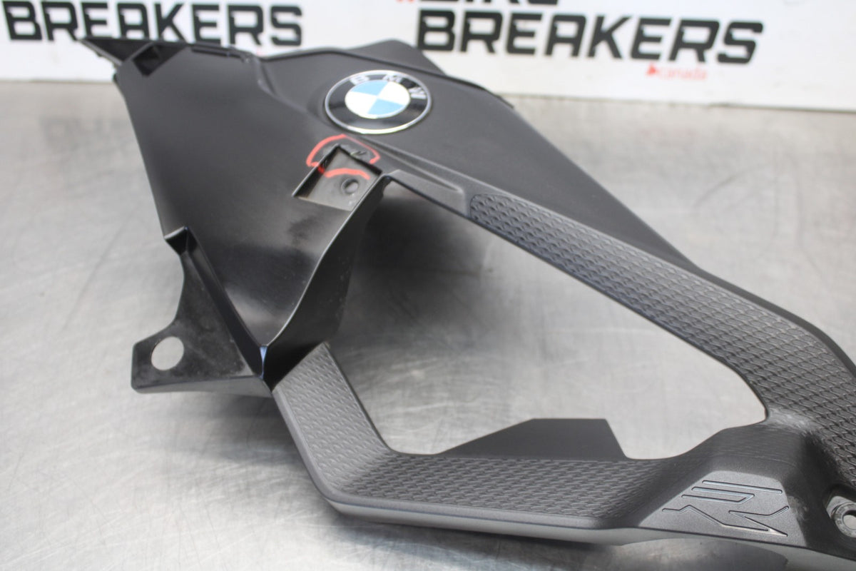 17-20 BMW S1000R LEFT MID UPPER SIDE FAIRING COWL PLASTIC BB909