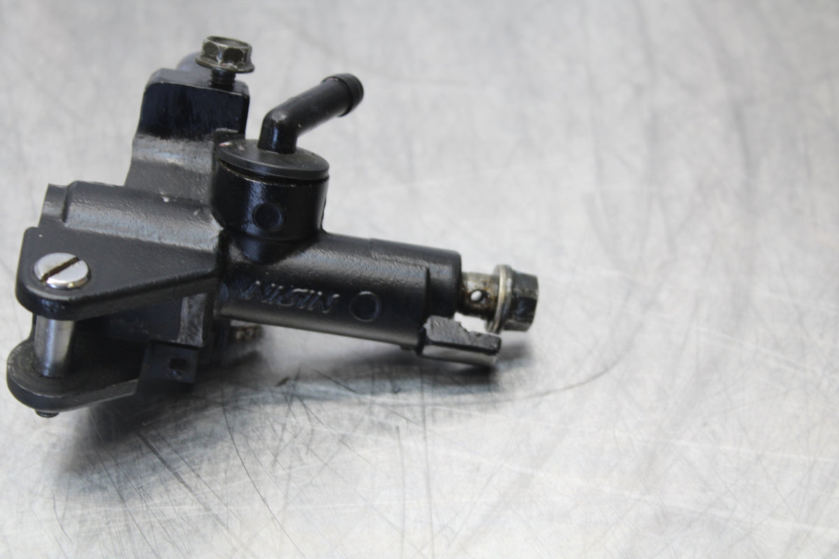 98-05 HONDA SUPER HAWK 1000 VTR1000F FRONT BRAKE MASTER CYLINDER BB152