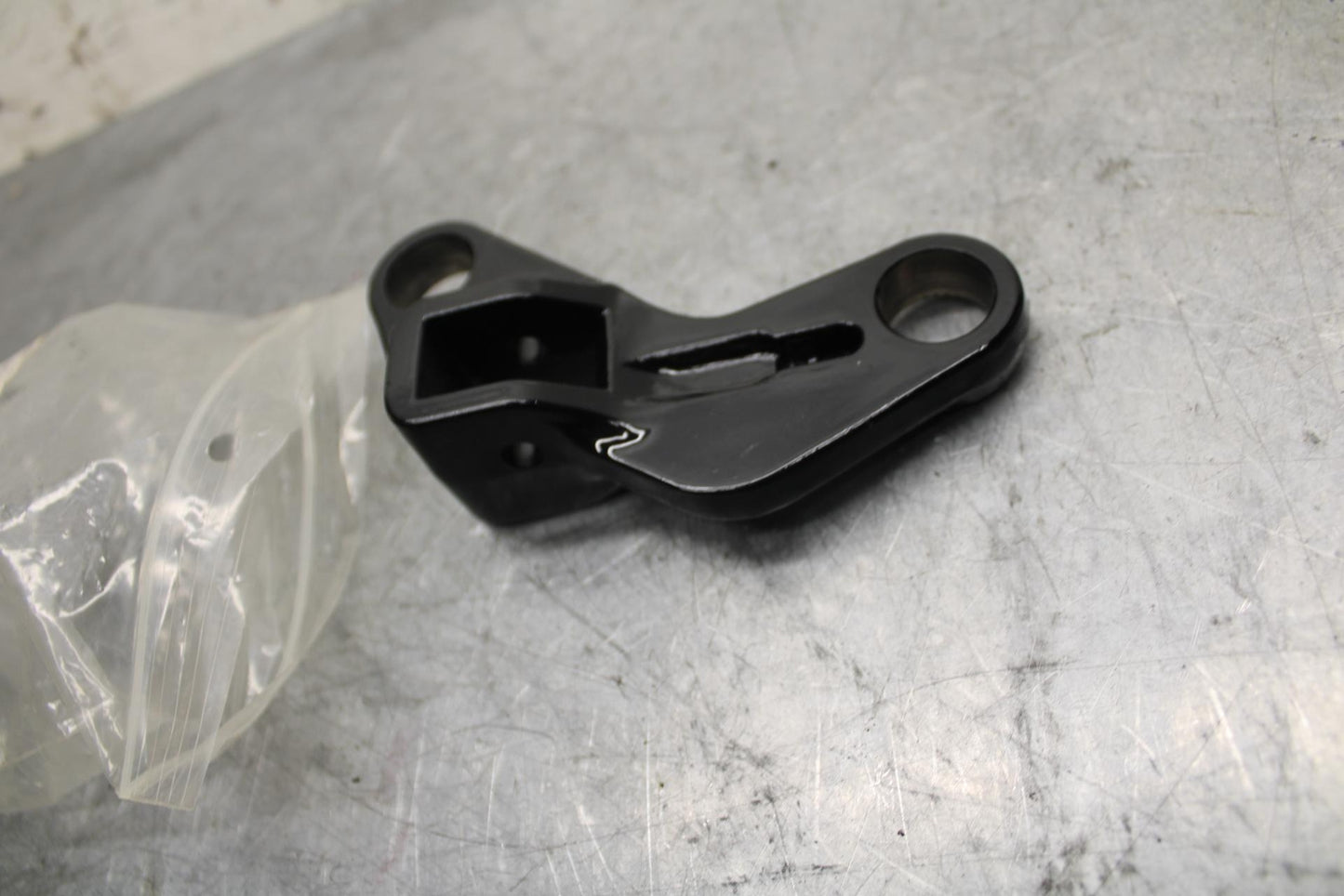 1990 Suzuki Katana 600 GSX600F RIGHT REARSET  DRIVER FOOT PEG  43531-19c00  BB42