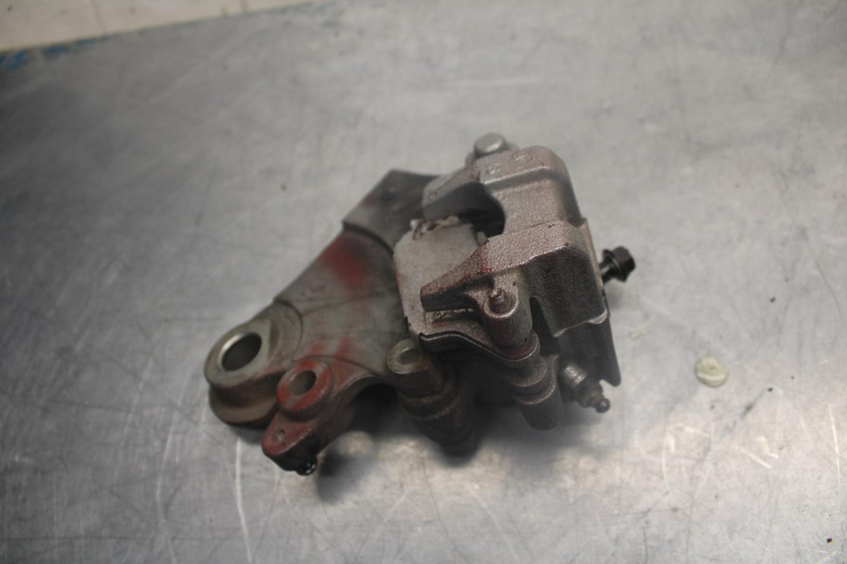18-20 YAMAHA MT-07  MT-07 ABS REAR BACK BRAKE CALIPER W MOUNT BRACKET BB457