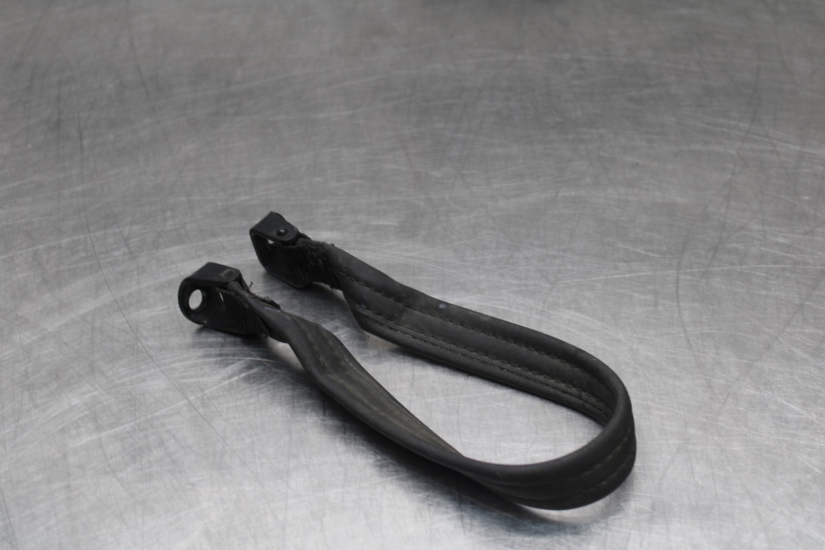 16 DUCATI 959 PANIGALE PASSENGER REAR SEAT GRAB HANDLE STRAP BB912
