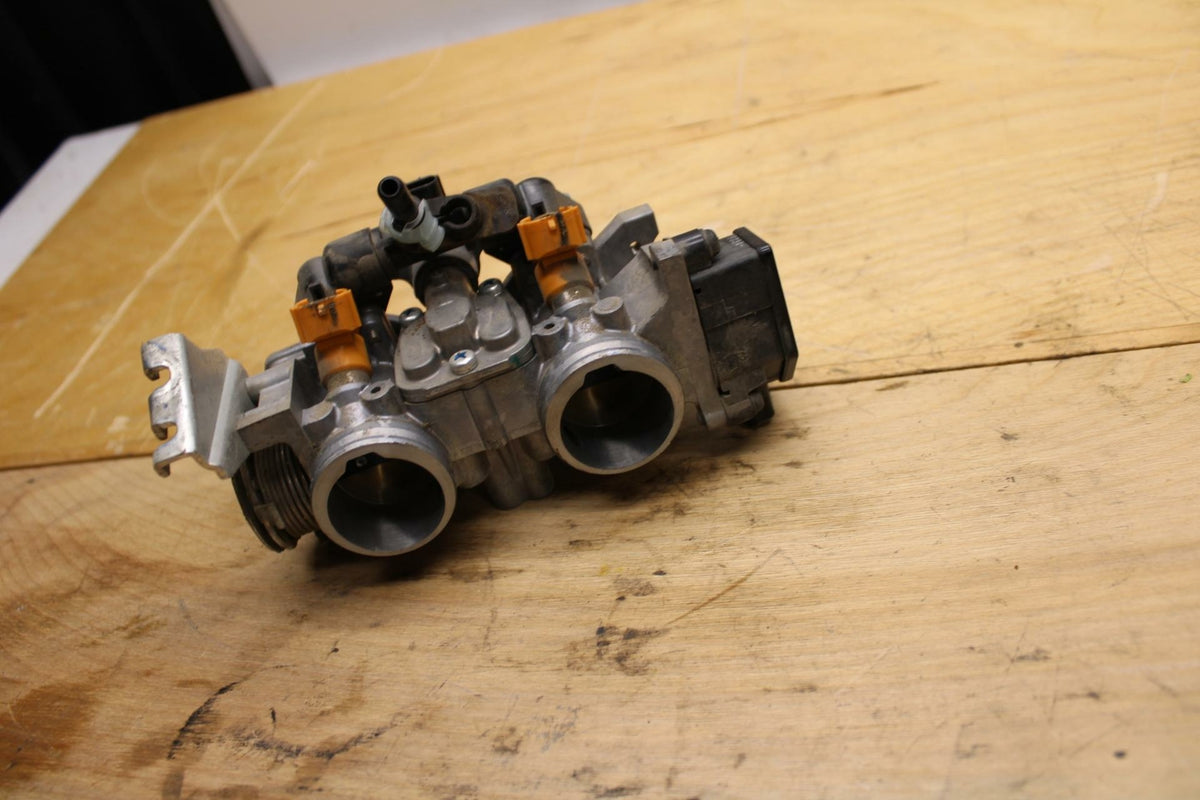 13-15 HONDA CBR500R MAIN FUEL INJECTORS / THROTTLE BODIES 16400-MGZ-A02 BB315