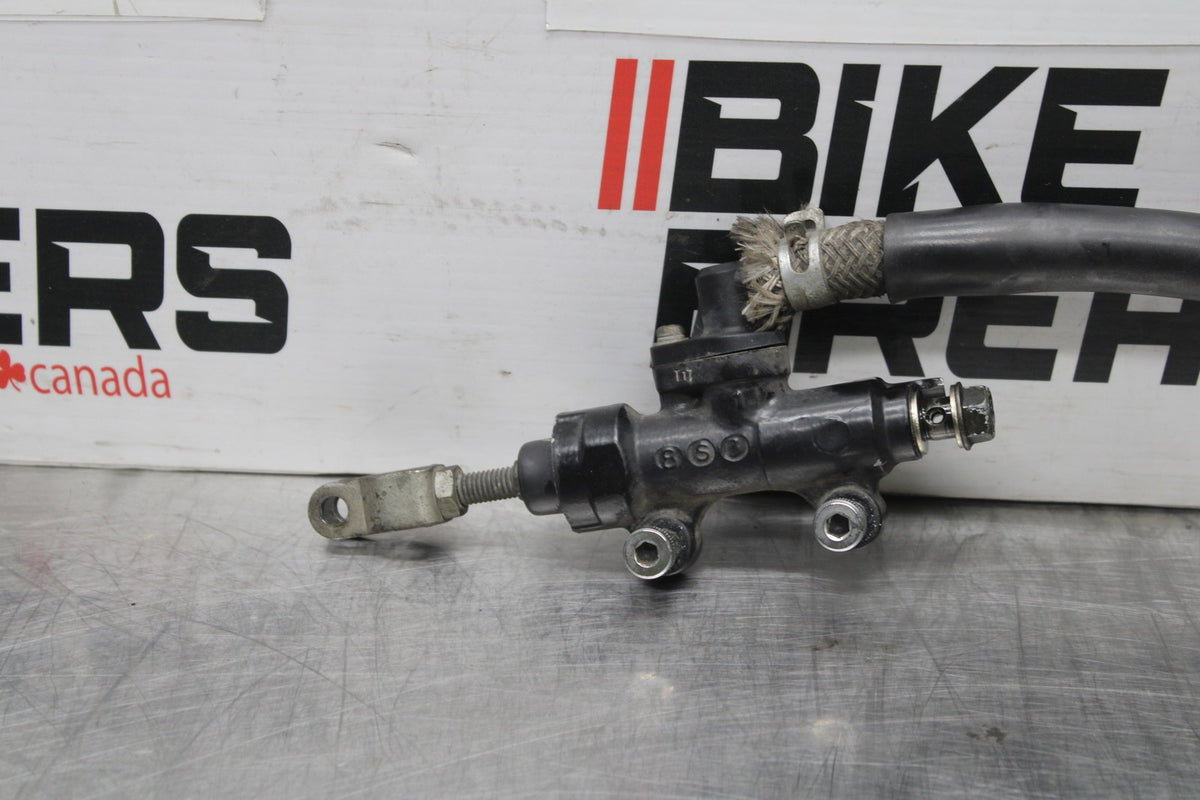 84 HONDA INTERCEPTOR 1000 VF1000F REAR BRAKE MASTER CYLINDER RESERVOIR BB878